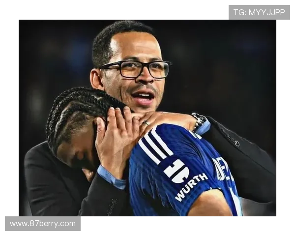 罗塞尼尔：库库无停赛风险 更衣室团结无裂痕